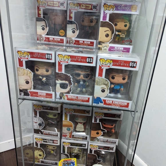 9 Assorted Pops Mystery Box - Picture 3 of 7